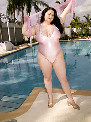 Fat Monique gets wet in the pool