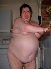 Mature BBW Housewife